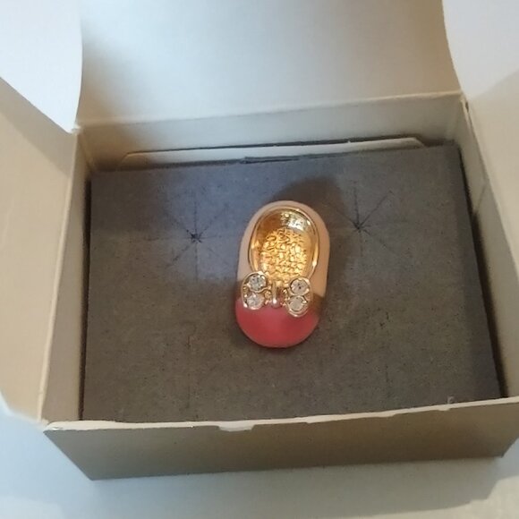 Vintage 90s Avon Signed Baby Girl Bootie Lapel Tac Pin Enamel Pink Rhinestone - Picture 2 of 5